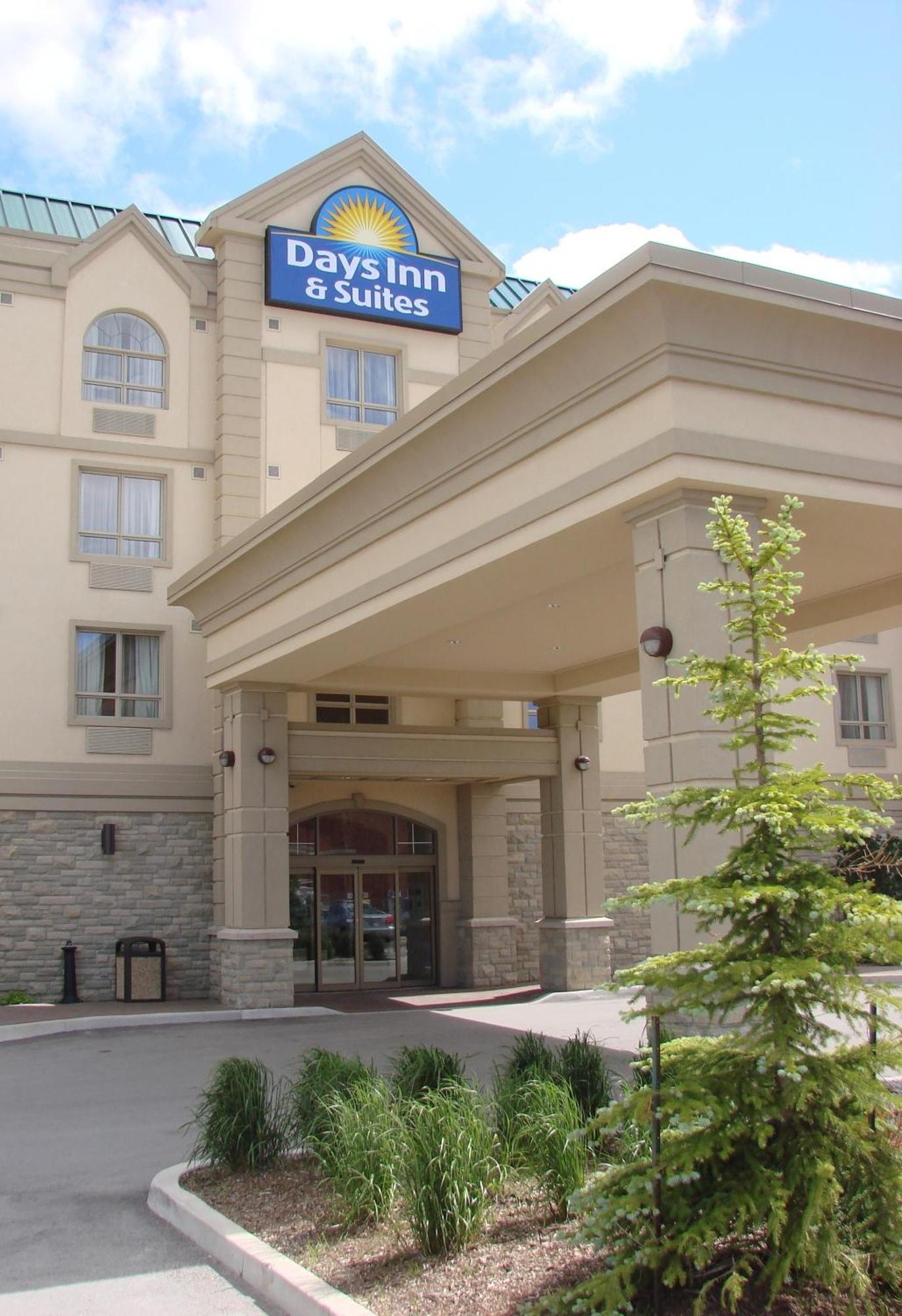 Days Inn & Suites By Wyndham Collingwood Exterior foto